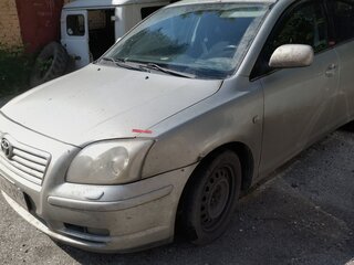 2004 Toyota Avensis II, серебристый, 282000 рублей, вид 3