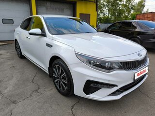 2018 Kia Optima IV Рестайлинг, белый, 1900000 рублей, вид 1