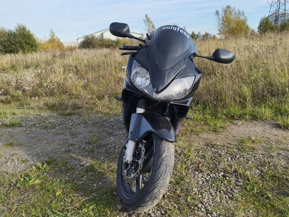 2001 Honda CBR 600F, чёрный, 400000 рублей - вид 3