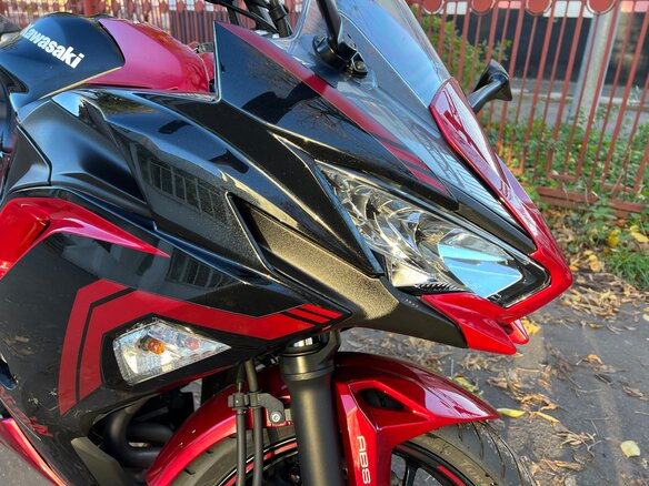 2021 Kawasaki ER-6F (Ninja 650R), красный, 825000 рублей - вид 6