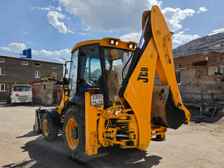 2010 JCB 3CX, жёлтый, 3250000 рублей, вид 2
