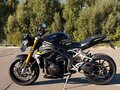 2021 Triumph Speed Triple, чёрный, 1200000 рублей - вид 4
