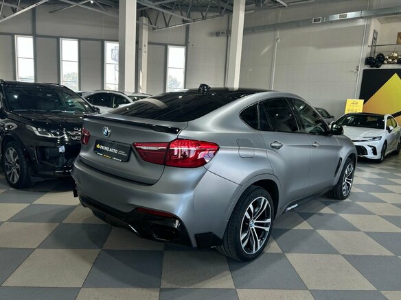 2017 BMW X6 40d II (F16), серый, 4379000 рублей - вид 4
