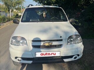 2012 Chevrolet Niva I Рестайлинг, белый, 500000 рублей, вид 1