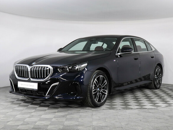2025 BMW 5 серии Long 530Li xDrive VIII (G60/G61/G68), синий, 8600000 рублей