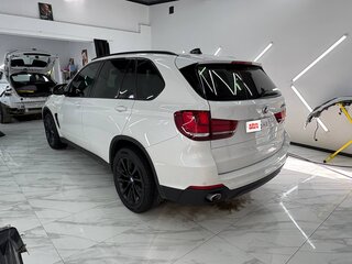 2017 BMW X5 25d III (F15), белый, 3200000 рублей, вид 3