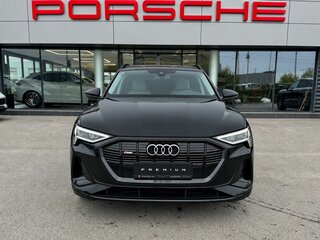 2022 Audi e-tron 50 I, чёрный, 7600000 рублей, вид 5