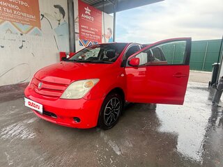 2002 Toyota Ist I, красный, 398000 рублей, вид 1