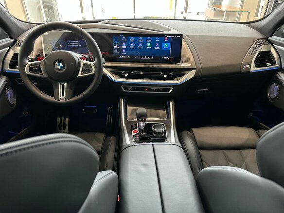 2026 BMW XM 50e, чёрный, 19200000 рублей - вид 16