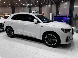 2023 Audi Q3 35 TFSI II (F3), белый, 1890000 рублей, вид 3