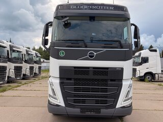 2025 Volvo FH, белый, 23000000 рублей, вид 2