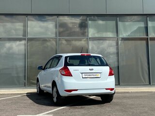 2011 Kia Ceed I Рестайлинг, белый, 505000 рублей, вид 5
