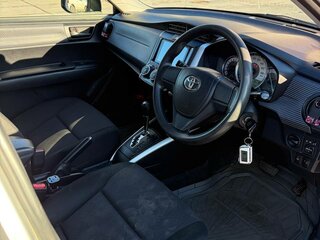 2012 Toyota Corolla Axio XI (E160, E170, E180), серый, 800000 рублей, вид 5