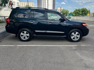 2013 Toyota Land Cruiser 200 Series Рестайлинг 1, чёрный, 3200000 рублей, вид 4