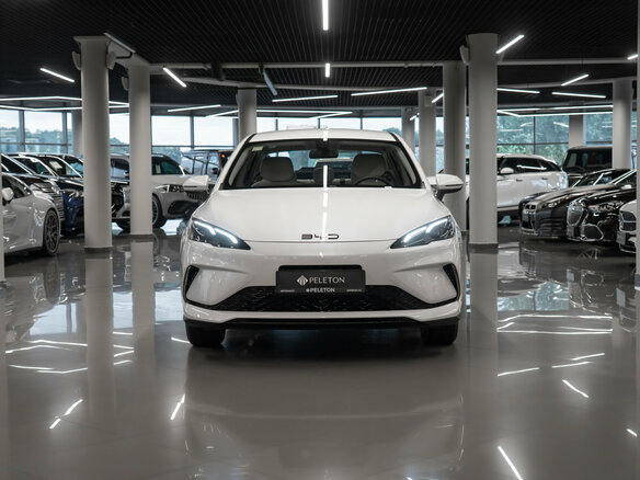 2025 BYD Seal 05 15.87 kWh, белый, 2800000 рублей - вид 2
