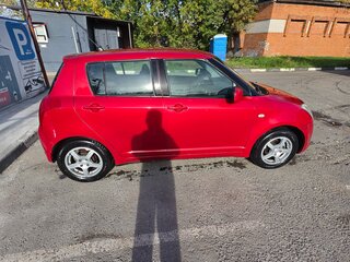 2006 Suzuki Swift III, красный, 260000 рублей, вид 4