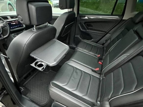2017 Volkswagen Tiguan II, чёрный, 3440000 рублей - вид 28