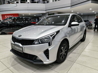 2021 Kia Rio IV Рестайлинг, серый, 1399000 рублей, вид 1