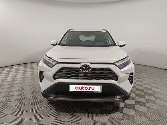 2025 Toyota RAV4 V (XA50), белый - вид 1