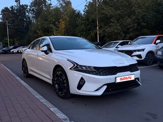 2021 Kia K5 III, белый, 2850000 рублей, вид 3