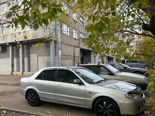 2001 Mazda Familia VIII (BJ), серебристый, 310000 рублей, вид 5