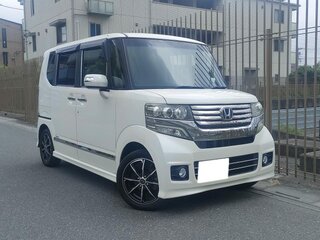 2017 Honda N-BOX I Рестайлинг, белый, 462000 рублей, вид 1