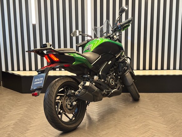 2023 Bajaj Dominar 400, зелёный, 365000 рублей - вид 2