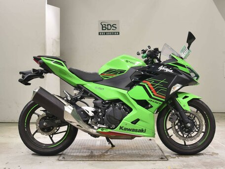 2024 Kawasaki Ninja 400, зелёный, 707000 рублей, вид 2