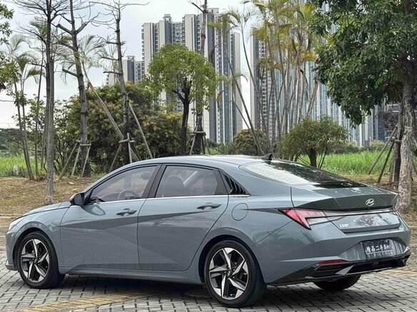 2022 Hyundai Elantra VII (CN7), серебристый - вид 5