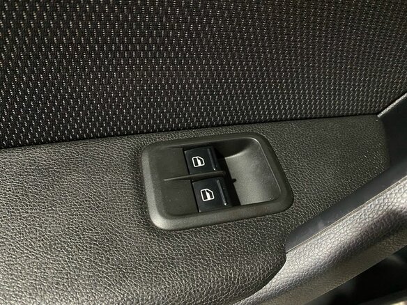 2012 Skoda Yeti I, белый - вид 19
