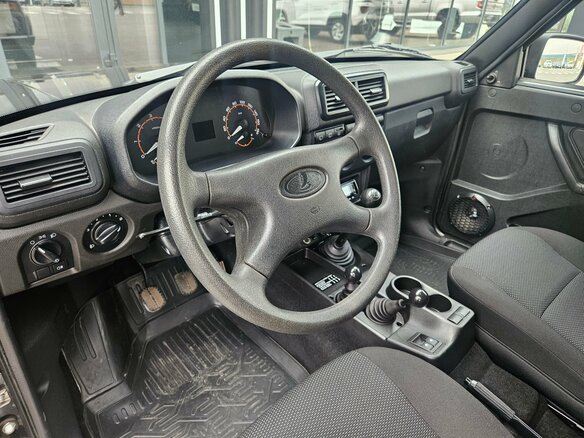 2023 Lada (ВАЗ) Niva Legend I, чёрный, 788000 рублей - вид 7