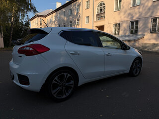 2016 Kia Ceed II Рестайлинг, белый, 1450000 рублей, вид 4