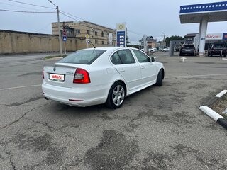 2012 Skoda Octavia II (A5) Рестайлинг, белый, 850000 рублей, вид 3