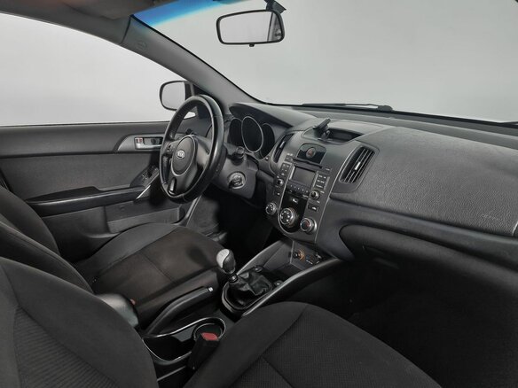 2011 Kia Cerato 5-speed II, белый, 555000 рублей - вид 10