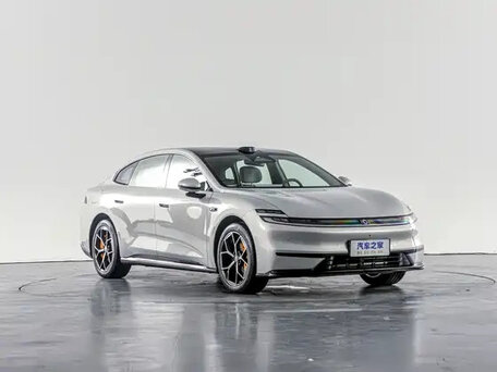 2026 Changan Qiyuan A06 63.18 kWh, серебристый, 2690000 рублей, вид 2