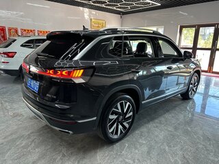 2023 Volkswagen Tayron I Рестайлинг, чёрный, 2000000 рублей, вид 4