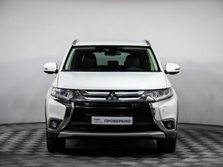 2018 Mitsubishi Outlander III Рестайлинг 2, белый, 2099000 рублей, вид 2