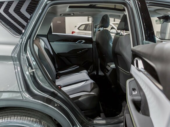 2026 Geely Coolray I Рестайлинг, серый, 2964990 рублей - вид 24