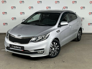 2016 Kia Rio III Рестайлинг, серебристый, 949000 рублей, вид 3