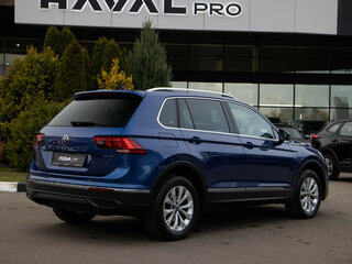 2021 Volkswagen Tiguan II Рестайлинг, синий, 3218000 рублей, вид 4