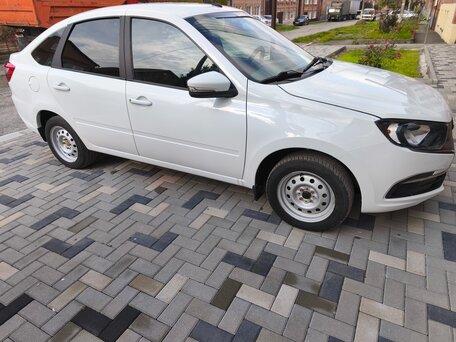 2024 Lada (ВАЗ) Granta I Рестайлинг, белый, 899000 рублей, вид 3