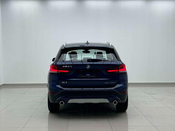 2022 BMW X1 Long 20Li sDrive II (F48) Рестайлинг, синий, 3265000 рублей - вид 6