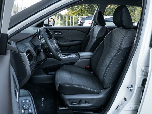 2022 Nissan Rogue III, белый - вид 9
