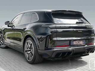 2026 Porsche Cayenne Turbo Electric IV, чёрный, 29550000 рублей, вид 3
