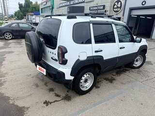 2022 Lada (ВАЗ) Niva Travel I, белый, 800000 рублей, вид 5