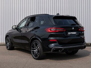 2019 BMW X5 40i IV (G05/G18), чёрный, 6229000 рублей, вид 2