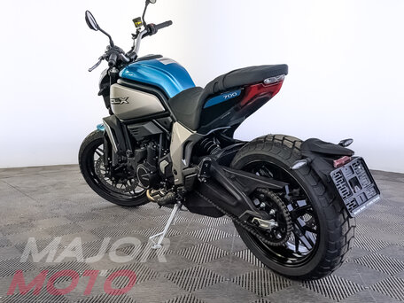 2025 CFMoto 700CL-X Heritage, синий, 778410 рублей, вид 4