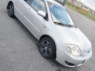 2005 Toyota Corolla IX (E120, E130) Рестайлинг, серебристый, 333000 рублей, вид 2