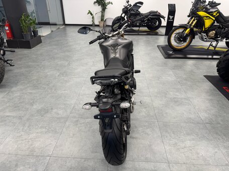 2015 Yamaha MT-09 (FZ-09), серый, 810000 рублей, вид 4