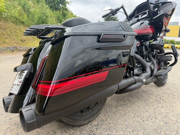 2021 Harley-Davidson CVO Road Glide, чёрный, 3500000 рублей - вид 3